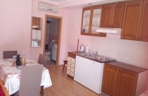 Gradina Apartment | Studio flat with terrace Lozovac, Krka (AS-18961-a)