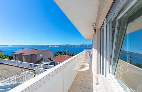 Stanici Apartment | Studio flat with terrace and sea view Stanići, Omiš (AS-19941-c)