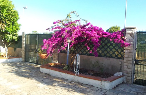 Torre Castiglione Apartment | Studio for 2/4 to 300 meters from the sea