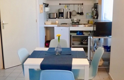 Arzon Apartment | studio for 4 people with disabled access and shared garden
