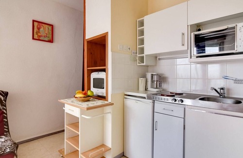Bareges Apartment | Studio for 4 with TV, parking, pets allowed, near ski resort