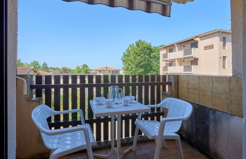 Barbotan-les-Thermes Apartment | Studio for 2 in Barbotan with balcony and free Wifi