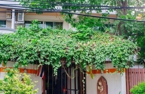 Phra Khanong Nuea Apartment | studio for rent with Thai Style decor