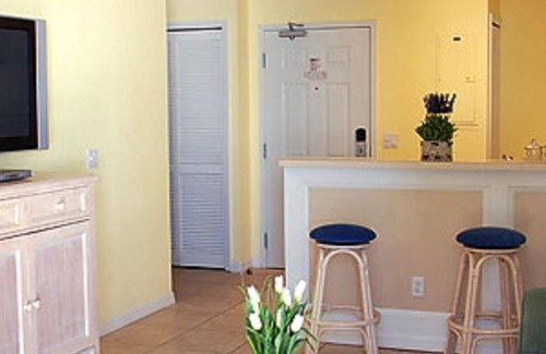 Bostroms Apartment | STUDIO FOR TWO ~ Cove On Ormond Beach Resort ~ INDOOR/OUTDOOR POOL/HOT TUB