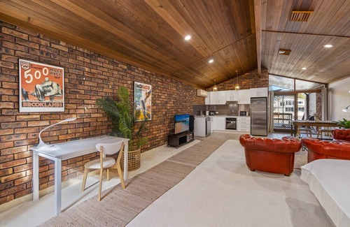Port Macquarie Cottage | Studio Fran - Port Macquarie canals