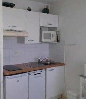 Ciboure Apartment | studio idéal couple 2 enfants, bien situé, calme
