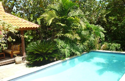 Costambar Apartment | studio in a tropical garden close to the beautiful beach