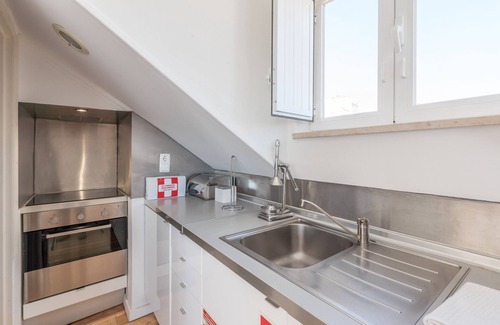 Santo Estevao Apartment | Studio in Alfama with river view - TTL99