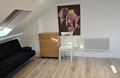 Cheshunt Apartment | Studio in Cheshunt