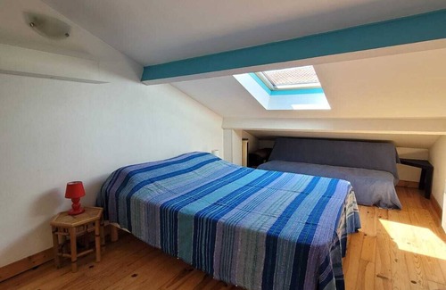 Saint-Pee-sur-Nivelle Apartment | Studio in large Basque house, town center St Pée sur Nivelle