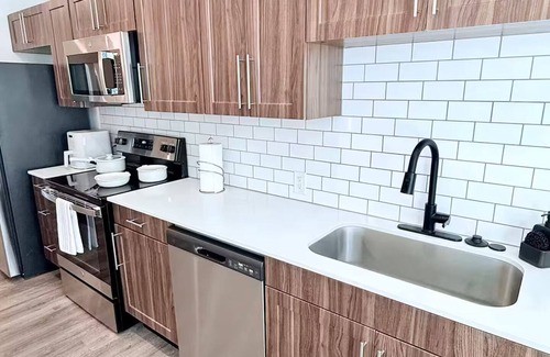 Millcreek Apartment | Studio in new building W/Patio+Free Parking + Pool