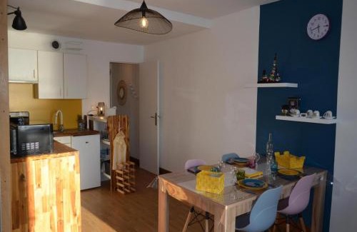Plougasnou Apartment | Studio in Plougasnou with Sea View and Beaches