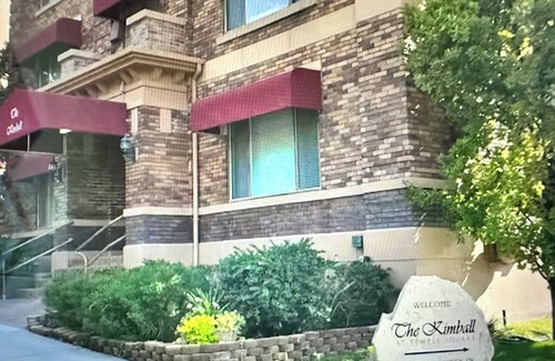 Downtown Salt Lake City Apartment | Studio in Salt Lake City across the street from LDS Conference Center.