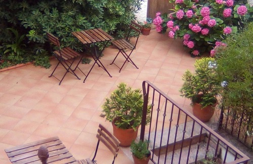 Maureillas-Las-Illas Apartment | Studio in the Pyrenees: mountain biking, hiking and Catalan culture.