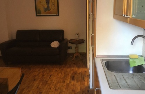 Castelletto Apartment | Studio in the green on the heights of Genoa.