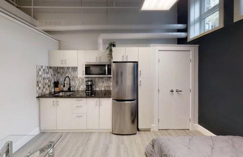 Sandy Hill Bed & Breakfast | Studio in the heart of downtown