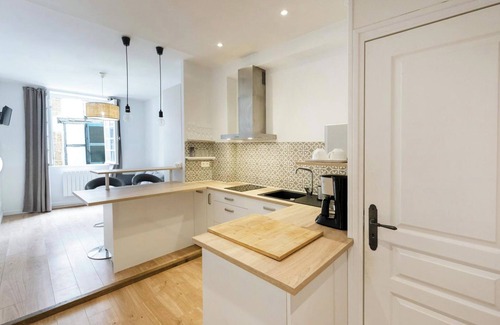 Bayonne Apartment | Studio in the Heart of Bayonne - Practical and Comfortable Stay