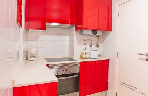 Santo Estevao Apartment | Studio in the heart of Alfama! Super Central!