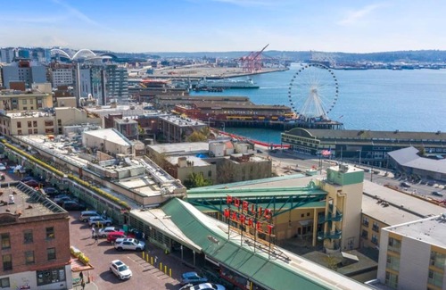 Downtown Seattle Apartment | Studio in the Heart of Seattle - Fast Wi-Fi & AC
