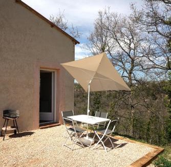 Montagnac-Montpezat Apartment | Studio Indépendant Douceur Provençale