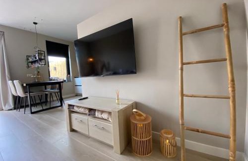Vlissingen Apartment | Studio Isleña