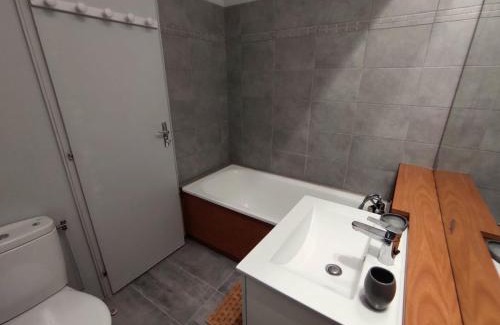 Isola Apartment | Studio Isola 2000, 1 pièce, 4 personnes - FR-1-292-149