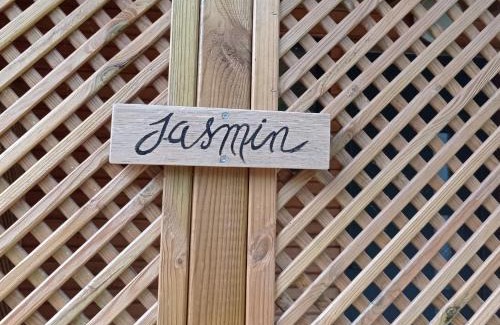 Balma Apartment | STUDIO Jasmin & Jardin 1 à 2 pers à Villa Terra