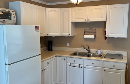 Dade City Apartment | Studio Lakeside Loft with beautiful views