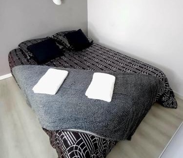 Agen Apartment | Studio le diamant, 3pers, 2 lits, wifi