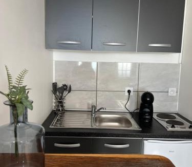Vierzon Apartment | Studio le Victor Hugo