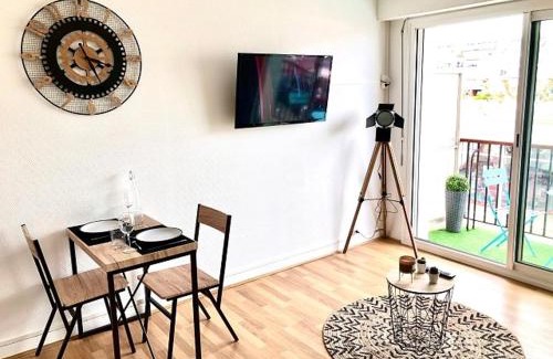 Le Pouliguen Apartment | Studio les pieds dans l'eau