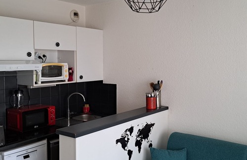 La Turballe Apartment | Studio less than 50m from the sailing school.