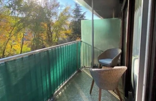 Annemasse-les Voirons-Agglomeration Apartment | Studio lumineux avec terrasse à deux pas de Genève