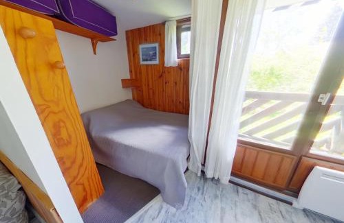 Les Rousses Apartment | Studio lumineux avec loggia et parking aux Rousses - FR-1-834-3
