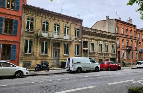 Marengo - Jolimont Apartment | Studio Luxine - 2 personnes - Vue sur le Canal du Midi