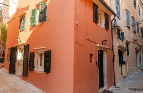 Old Town Apartment | Studio Medusa Venetian Studio in Corfu Old Town