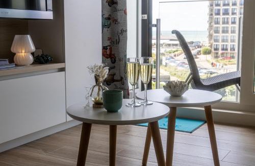 Westende Apartment | Studio met zeezicht