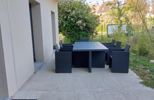 Longjumeau Apartment | STUDIO meublé, proche de la gare T12
