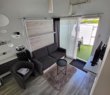 Saint-Bres Apartment | Studio mezzanine Saint Bres. 20min de Montpellier