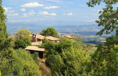 Monte Vibiano Vecchio Apartment | Studio Mit Balkonblick Ins Bergige Grüne