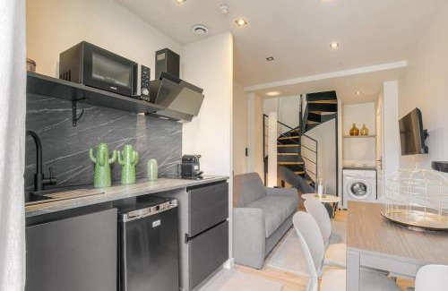 Buers Apartment | Studio moderne et équipé en duplex, Villeurbanne