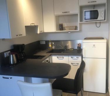 Larmor-Baden Apartment | studio moderne les pieds dans l'eau