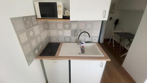 Paray-le-Monial Apartment | Studio N210 cozy et fonctionnel
