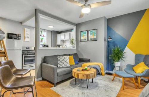 Lower Lawrenceville Apartment | Studio near Arsenal Park l Street Parking