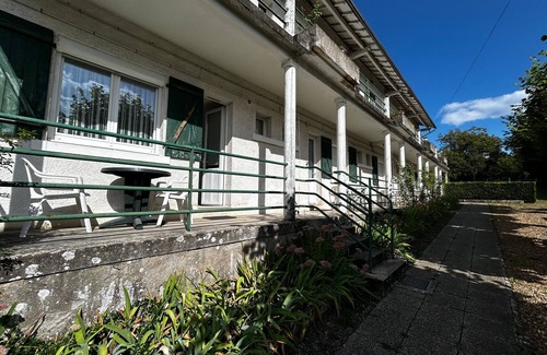 La Roche-Posay Apartment | Studio near downtown and Thermes, WIFI, parking