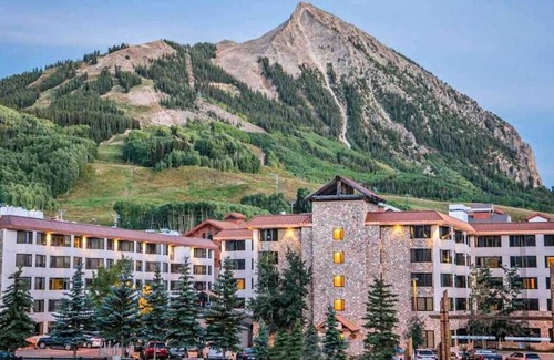 Crested Butte Condo | Studio Near Resort w/Pool, Hot Tub