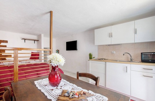 Villair-Amerique Apartment | Studio 'Nel Cuore Della Via Francigena' with Mountain View and Private Garden