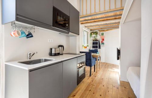 Algueirao - Mem Martins Apartment | Studio Nest - Near the train to Lisbon & Sintra