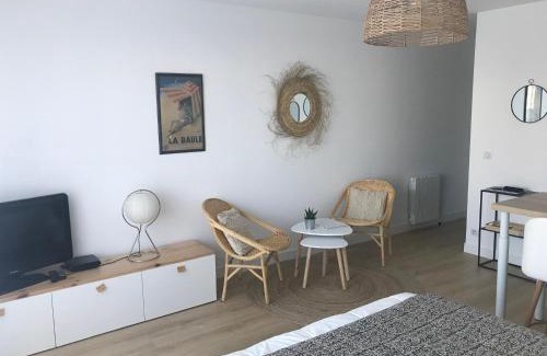 Le Pouliguen Apartment | Studio neuf , à 2 pas de la plage et du port