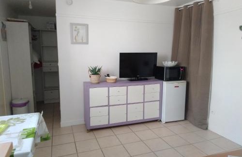 Bessan Apartment | Studio neuf climatisé proche d'Agde